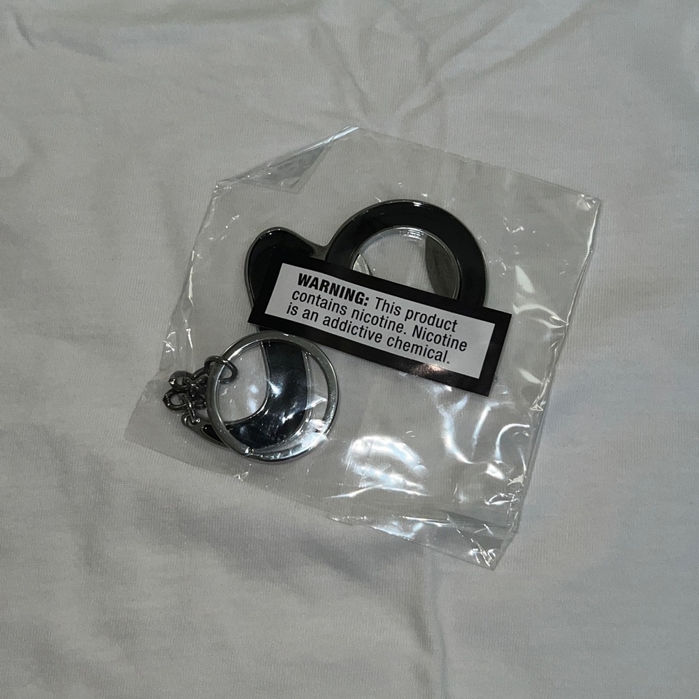 Game cigars T shirt, Beanie, and bottle opener - Picture 4 of 5